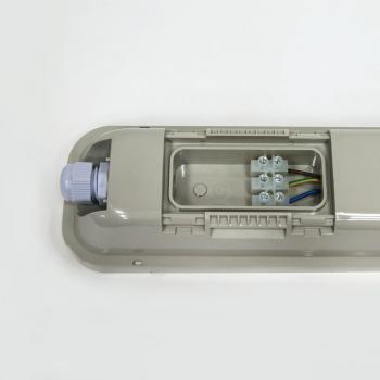 Светодиодный настенный светильник 96LEDs 6400K 20W в пластиковом корпусе IP65, AL5050